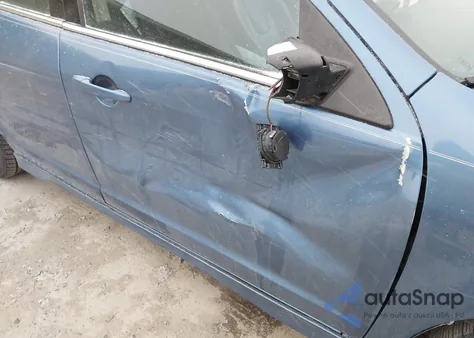 2010 Ford Fusion Sport from USA, damaged, VIN 3FAHP0KC4AR275576